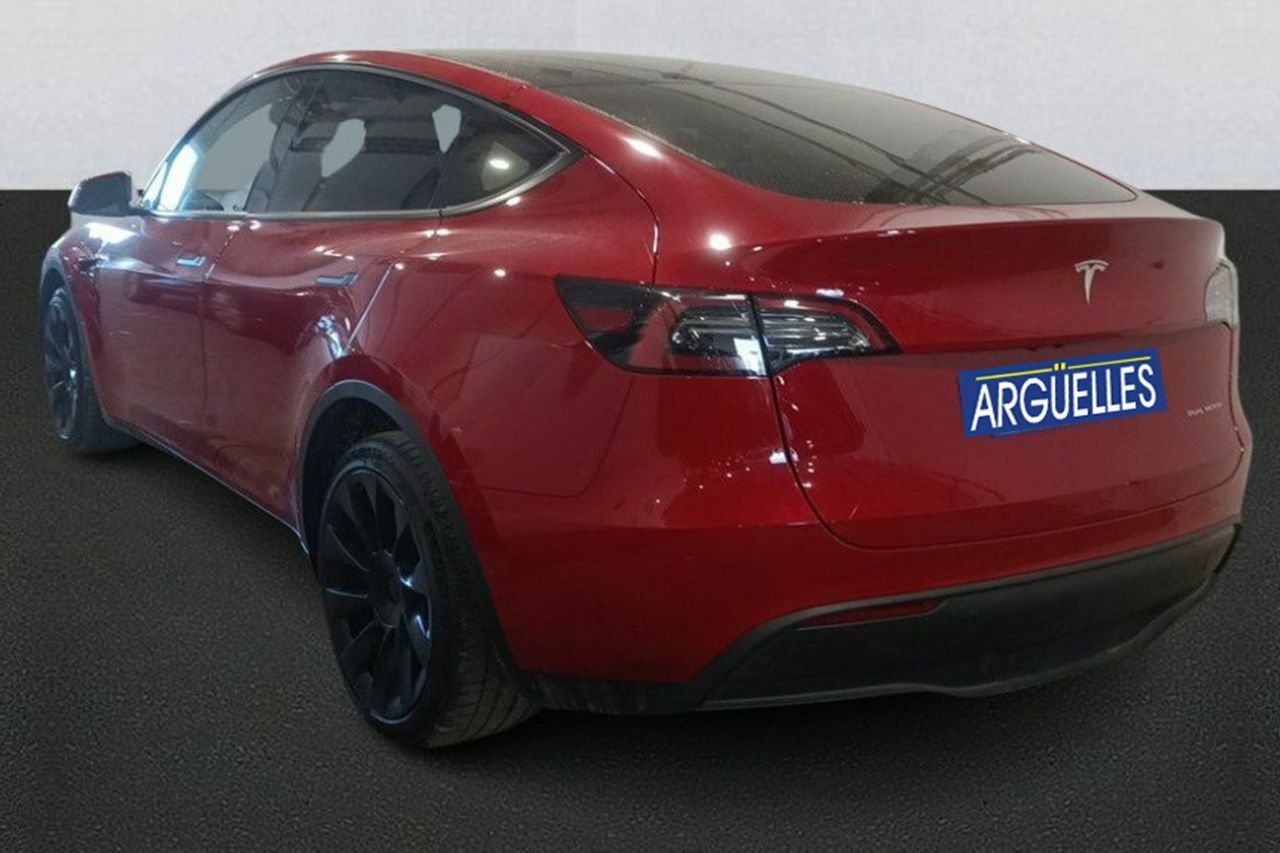 tesla model y 2022 / foto grande (3)