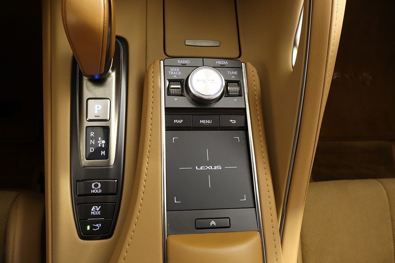 Lexus LC 500h Sport 360cv - foto 17