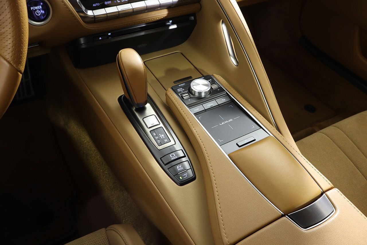 Lexus LC 500h Sport 360cv - foto 16