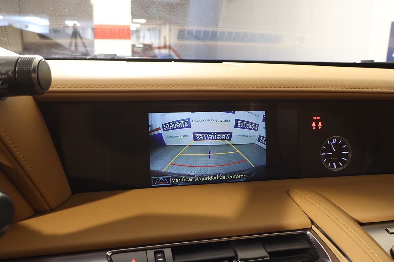 Lexus LC 500h Sport 360cv - foto 12