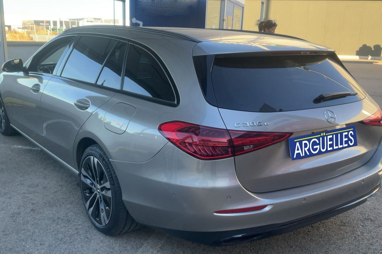 Mercedes Clase C C 300 e Estate 313cv - foto 4