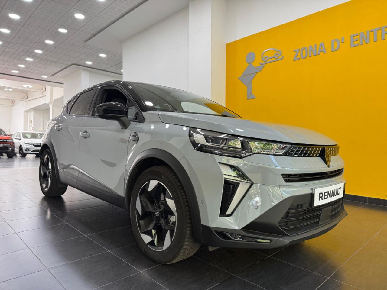 renault captur 2025 /