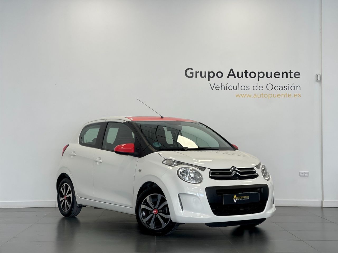 Renault megane blanco  de segunda mano - citroën c1 2017 /
