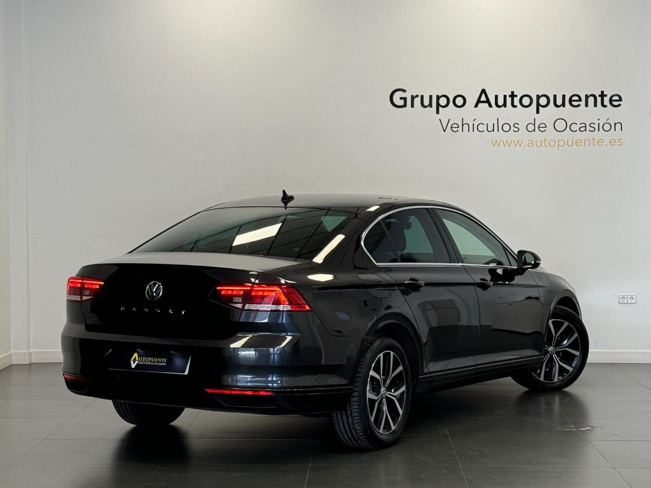 volkswagen passat 2020 / foto grande (3)
