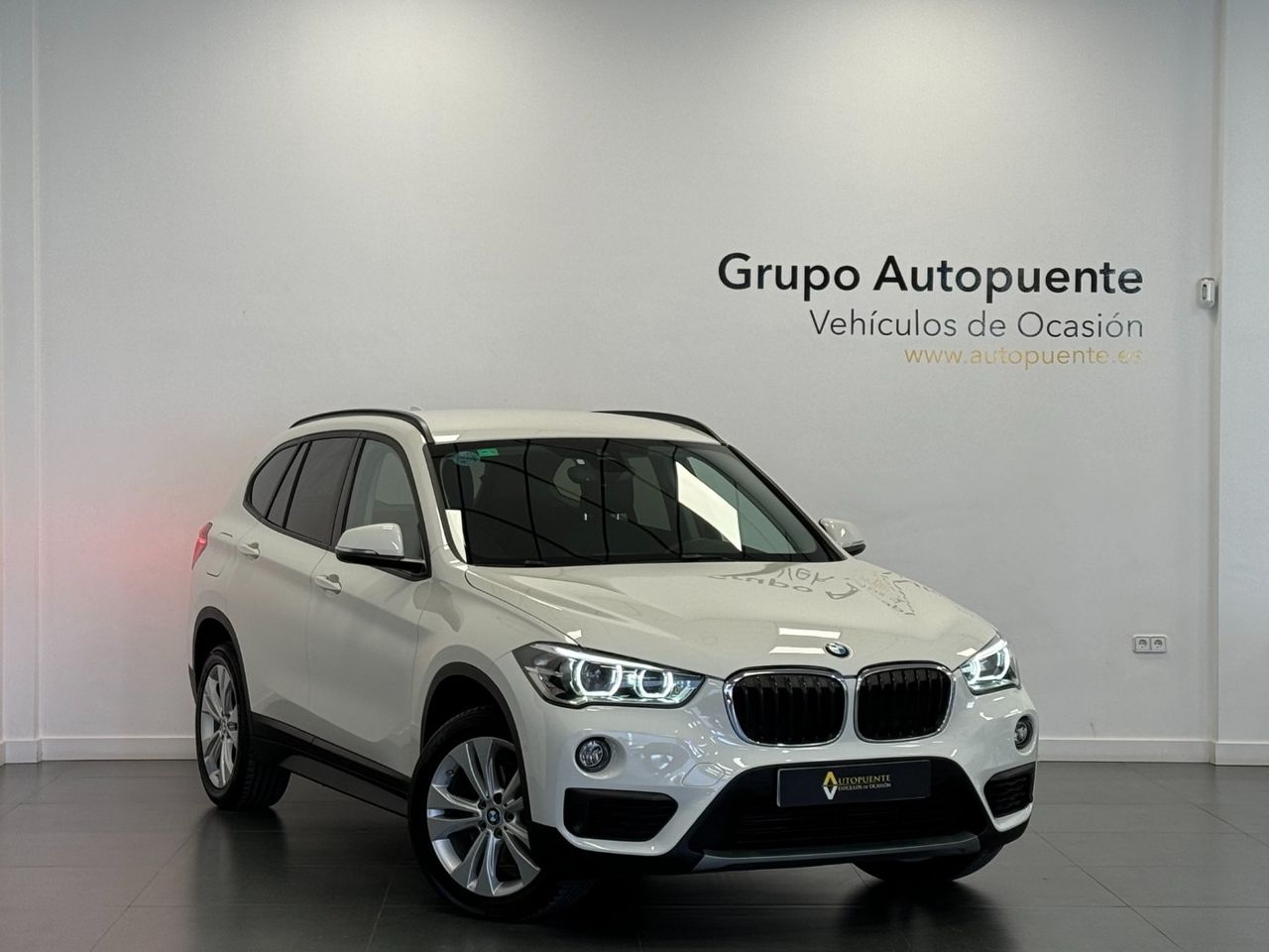 Renault megane con apertura y cierre por proximidad  de segunda mano - bmw x1 2018 /