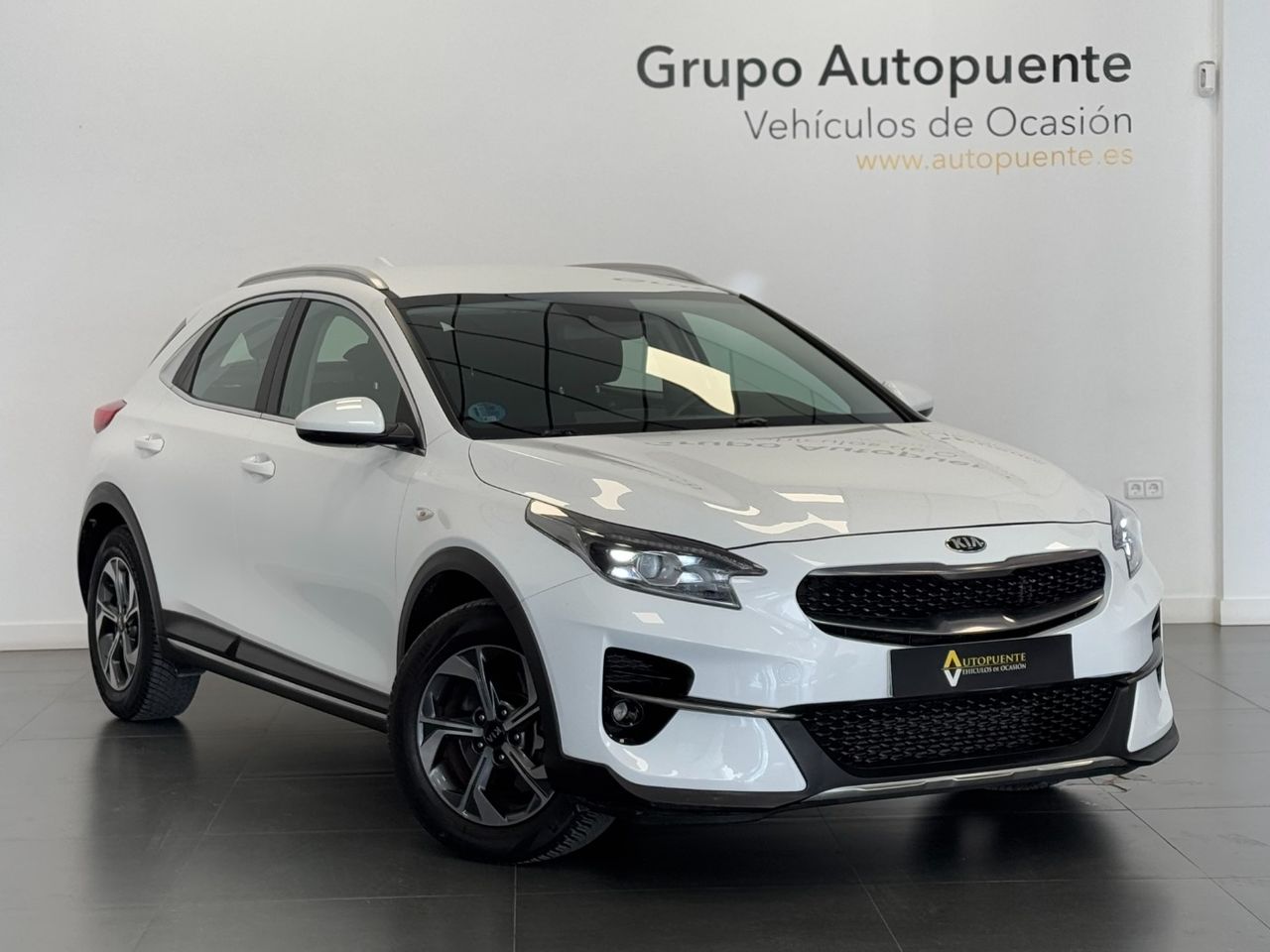 kia xceed 2021 /