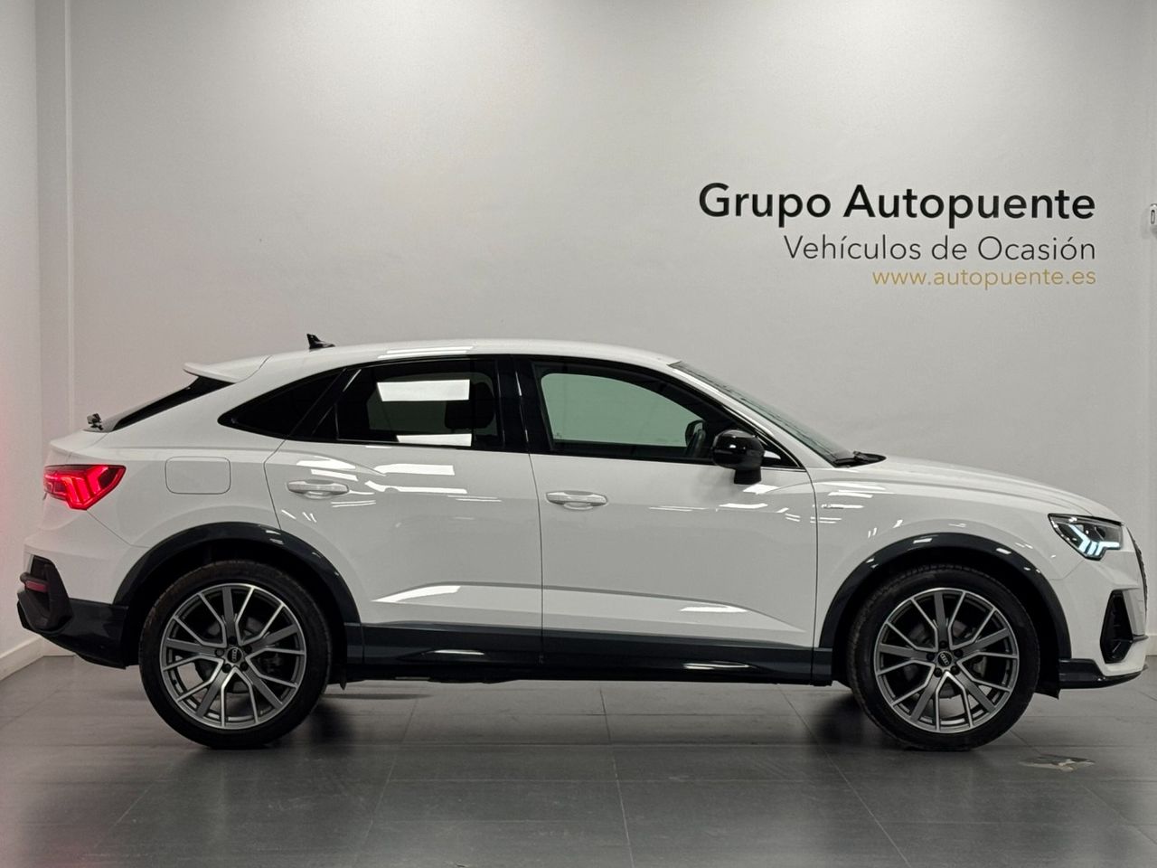 audi q3 2020 / foto grande (2)