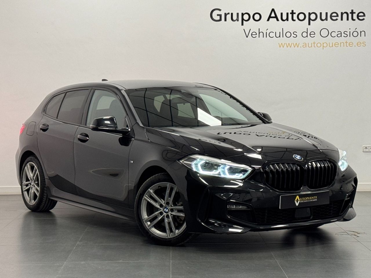 Excelente terreno  de segunda mano - bmw serie 1 2020 /