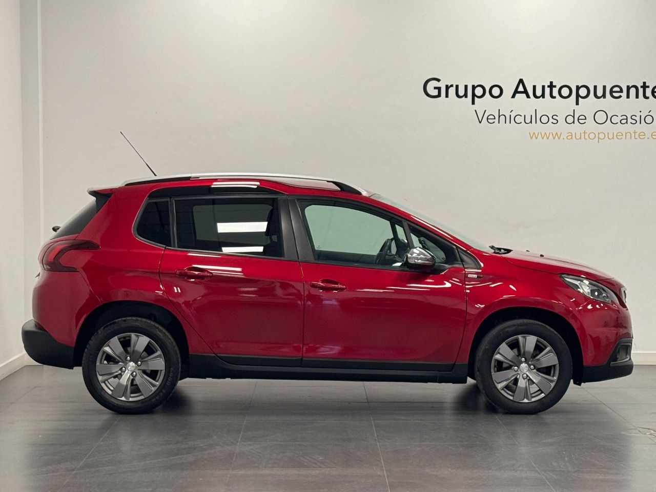 peugeot 2008 2017 / foto grande (2)