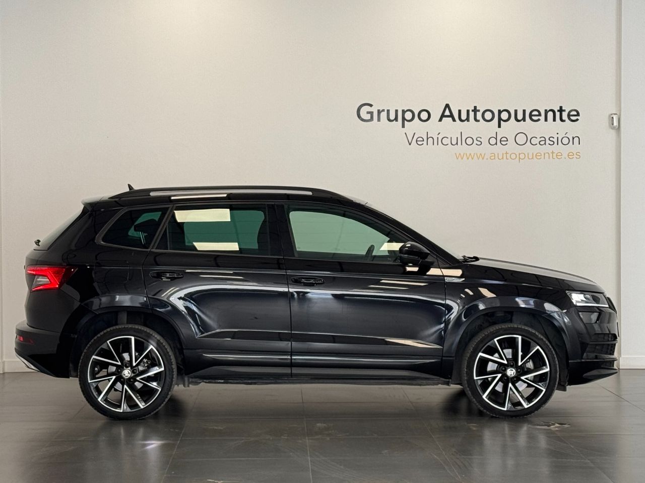 skoda karoq 2021 / foto grande (2)
