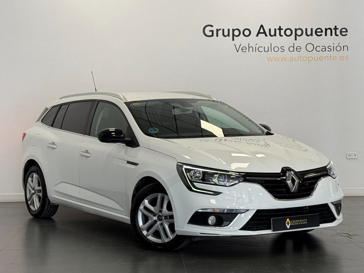 Foto renault megane 2020 /