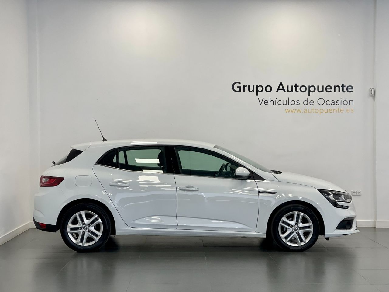 renault megane 2019 / foto grande (2)