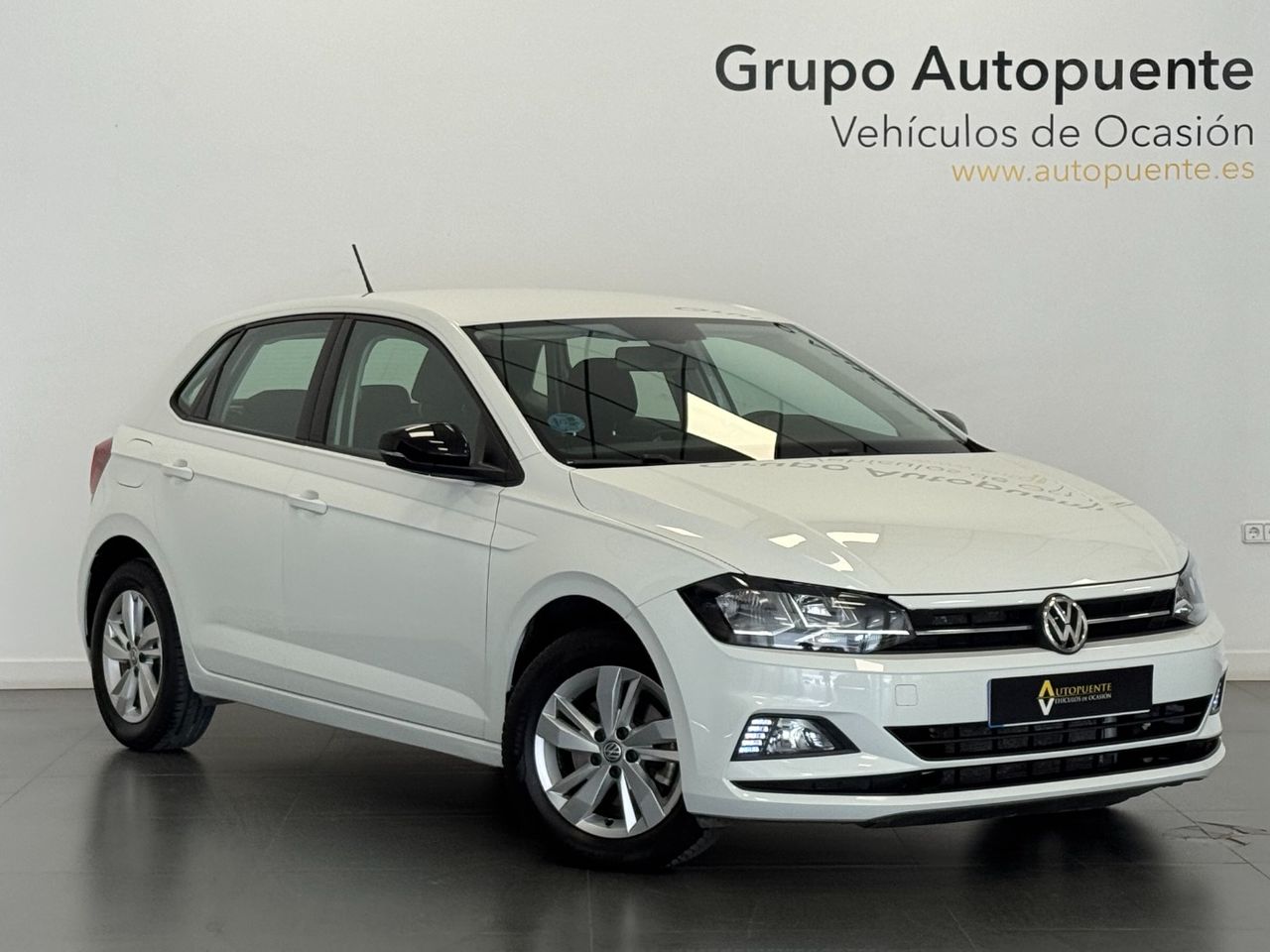 Foto volkswagen polo 2020 /