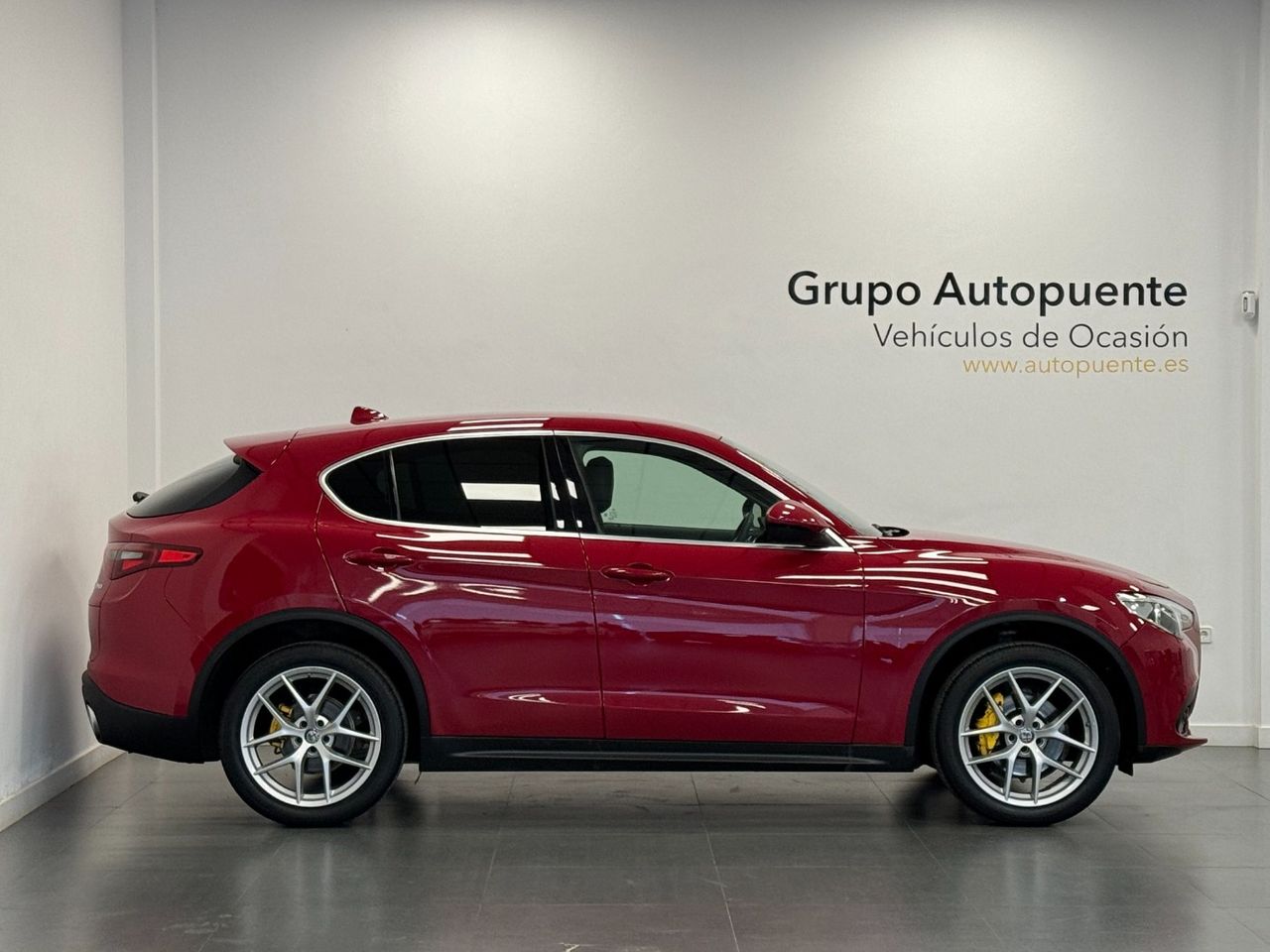alfa romeo stelvio 2019 / foto grande (2)