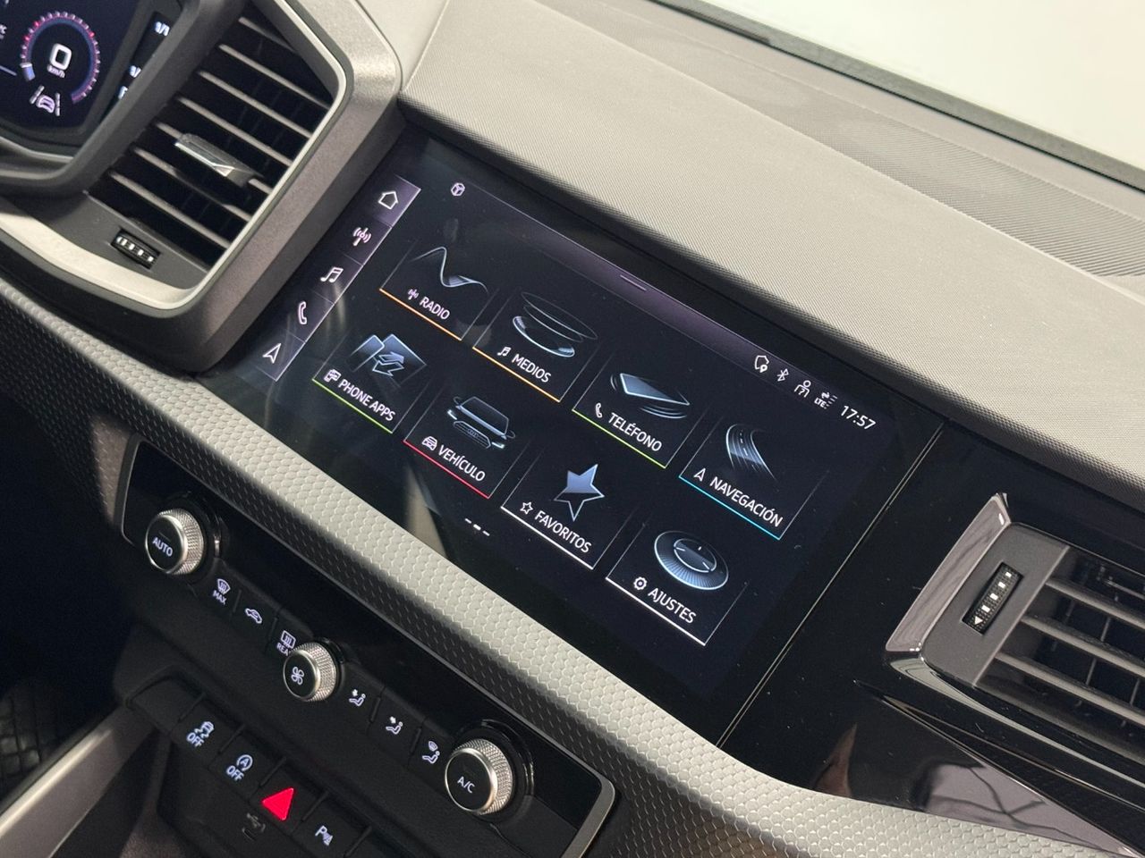 Audi A1 SPORTBACK S LINE - foto 35