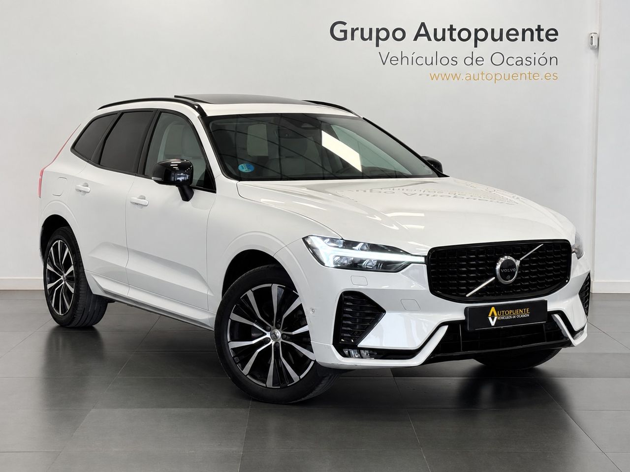 Volvo XC60 2.0 B4D ULTIMATE DARK AUTO