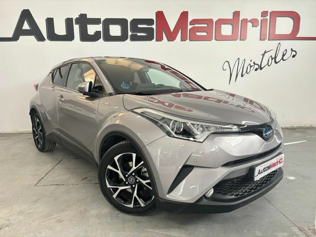 Nave comercial venta  de segunda mano - toyota c-hr 2019 /