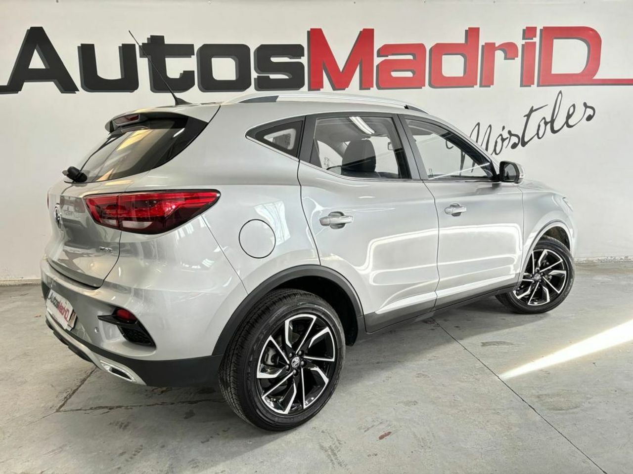 mg zs 2024 / foto grande (3)