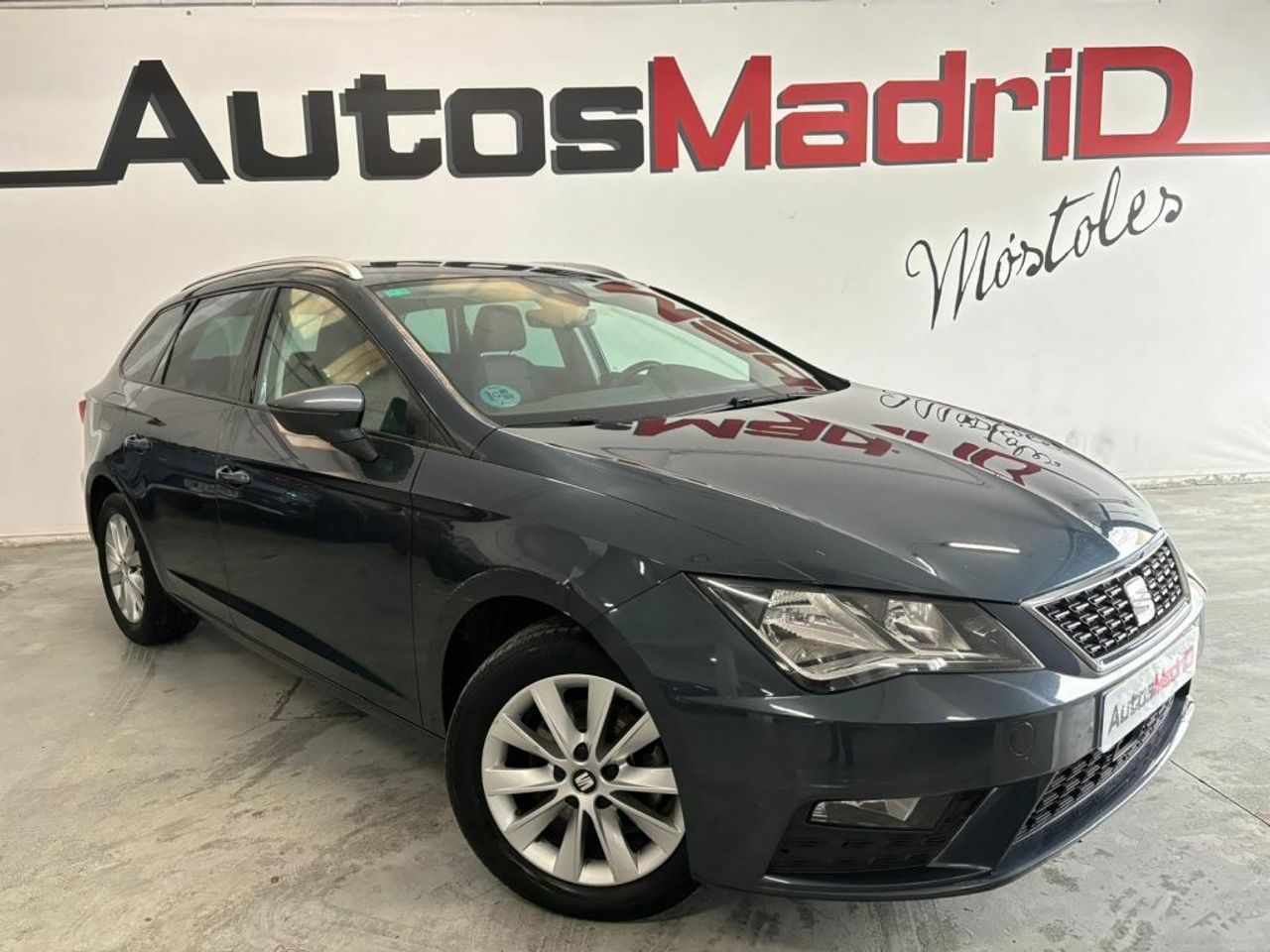 Nave comercial venta  de segunda mano - seat leon 2019 /