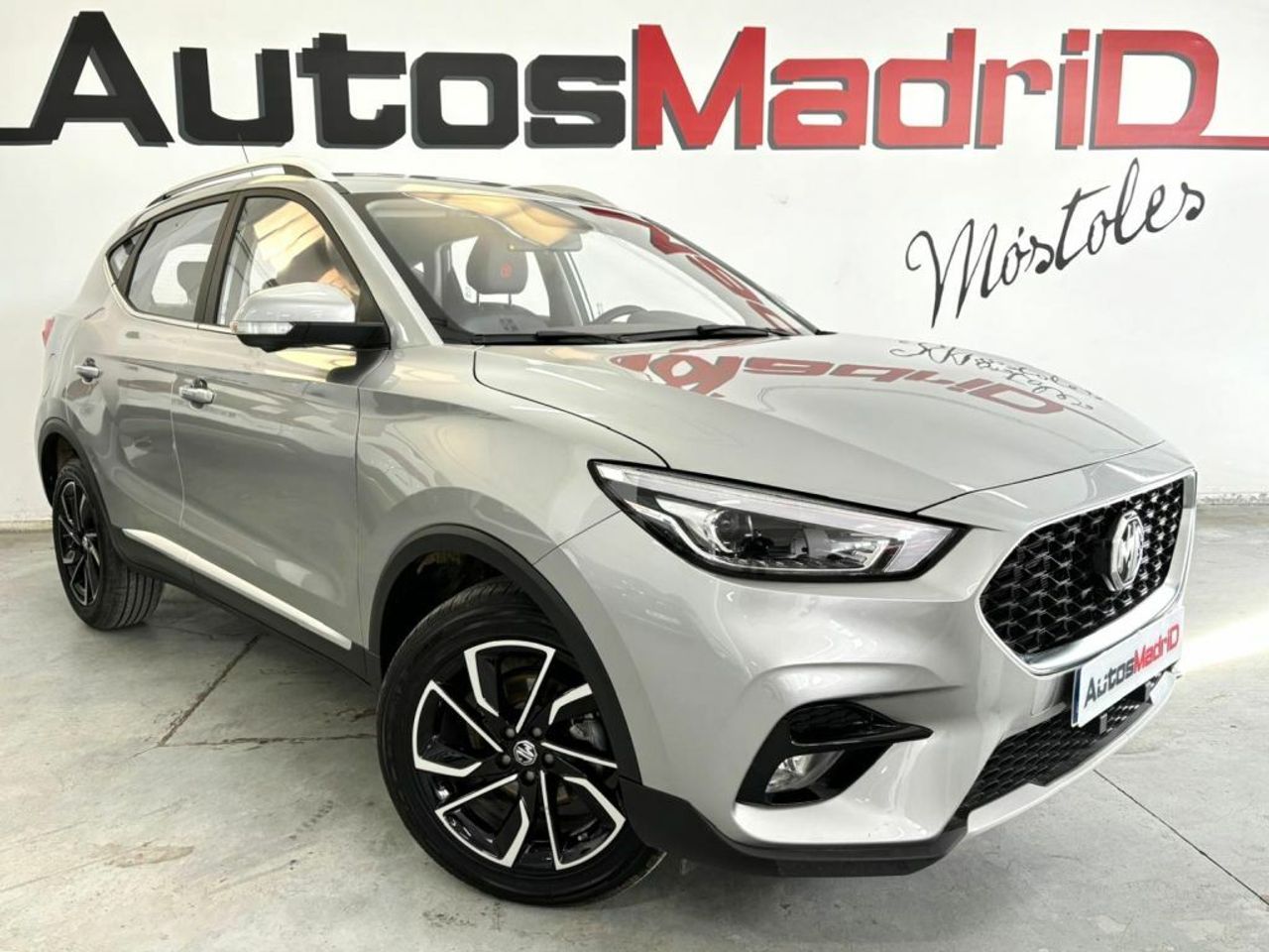 mg zs 2023 /
