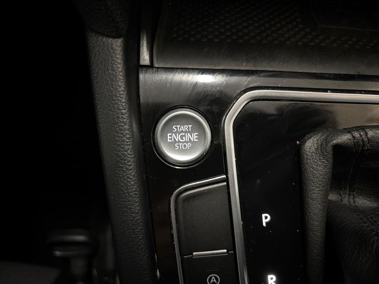 Volkswagen Passat Executive 1.6 TDI 88kW (120CV) DSG - foto 29