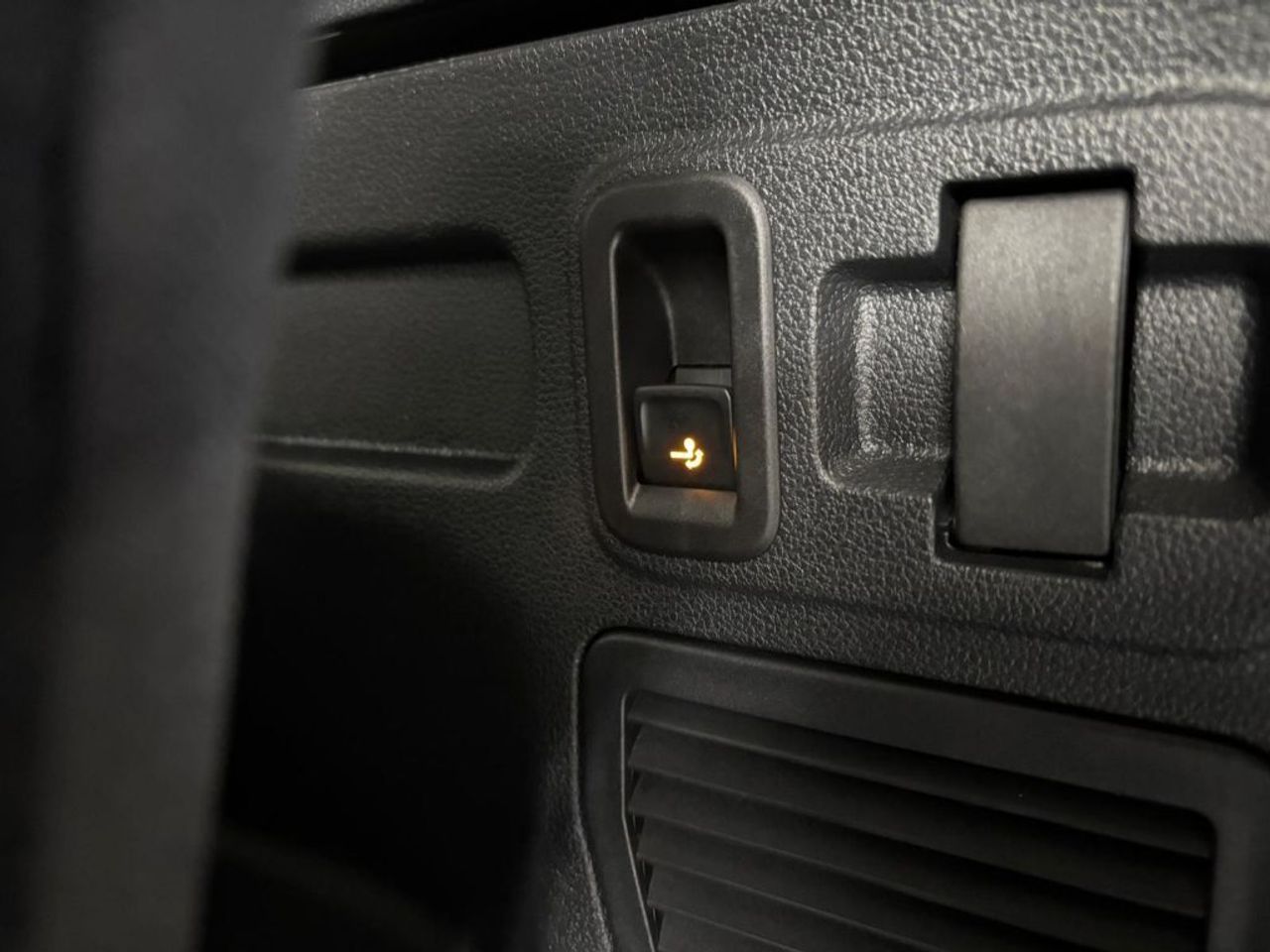 Volkswagen Touran Life 2.0 TDI 110kW (150CV) DSG - foto 10