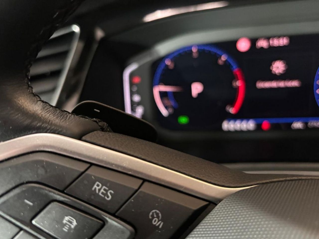 Volkswagen Touran Life 2.0 TDI 110kW (150CV) DSG - foto 26