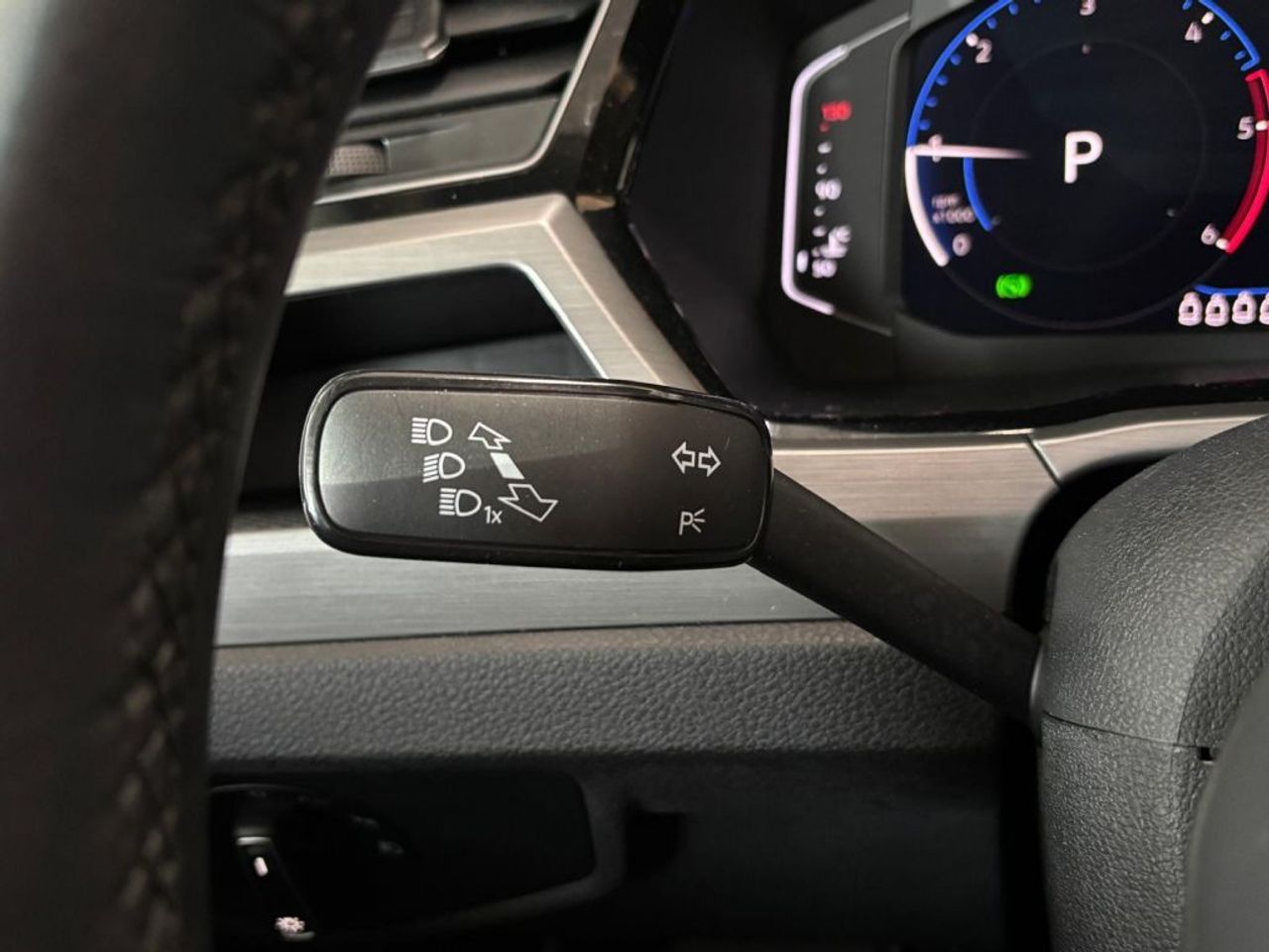 Volkswagen Touran Life 2.0 TDI 110kW (150CV) DSG - foto 24