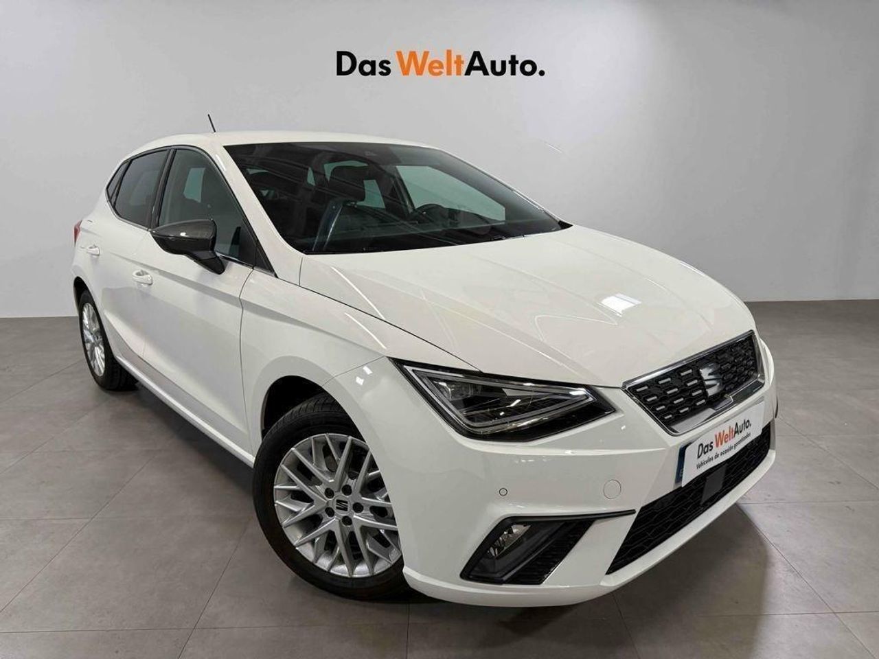 Camara digital nikon 5 mp  de segunda mano - seat ibiza 2025 /