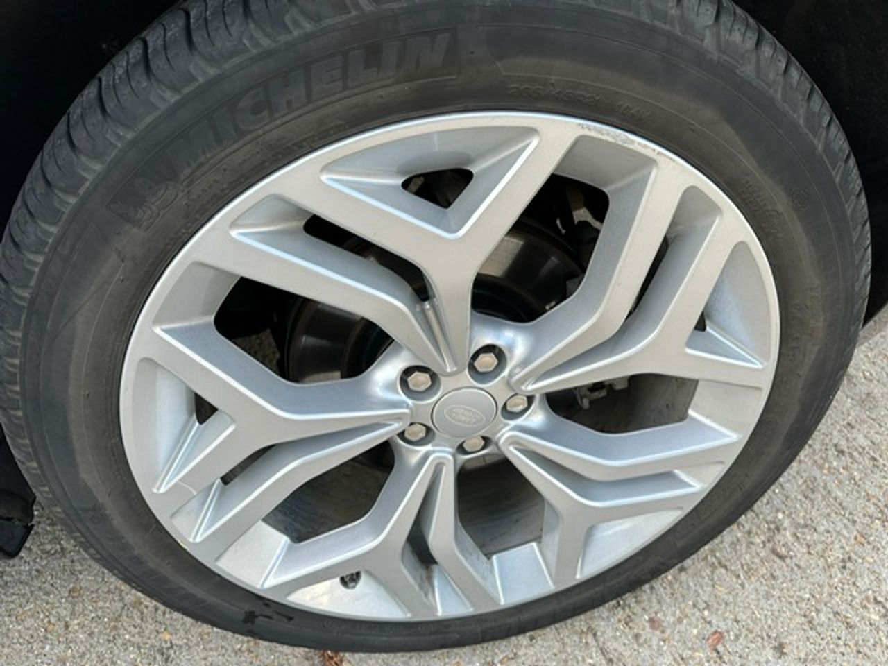 Land-Rover Range Rover Velar 240D AWD HSE AUTO  - Foto 32