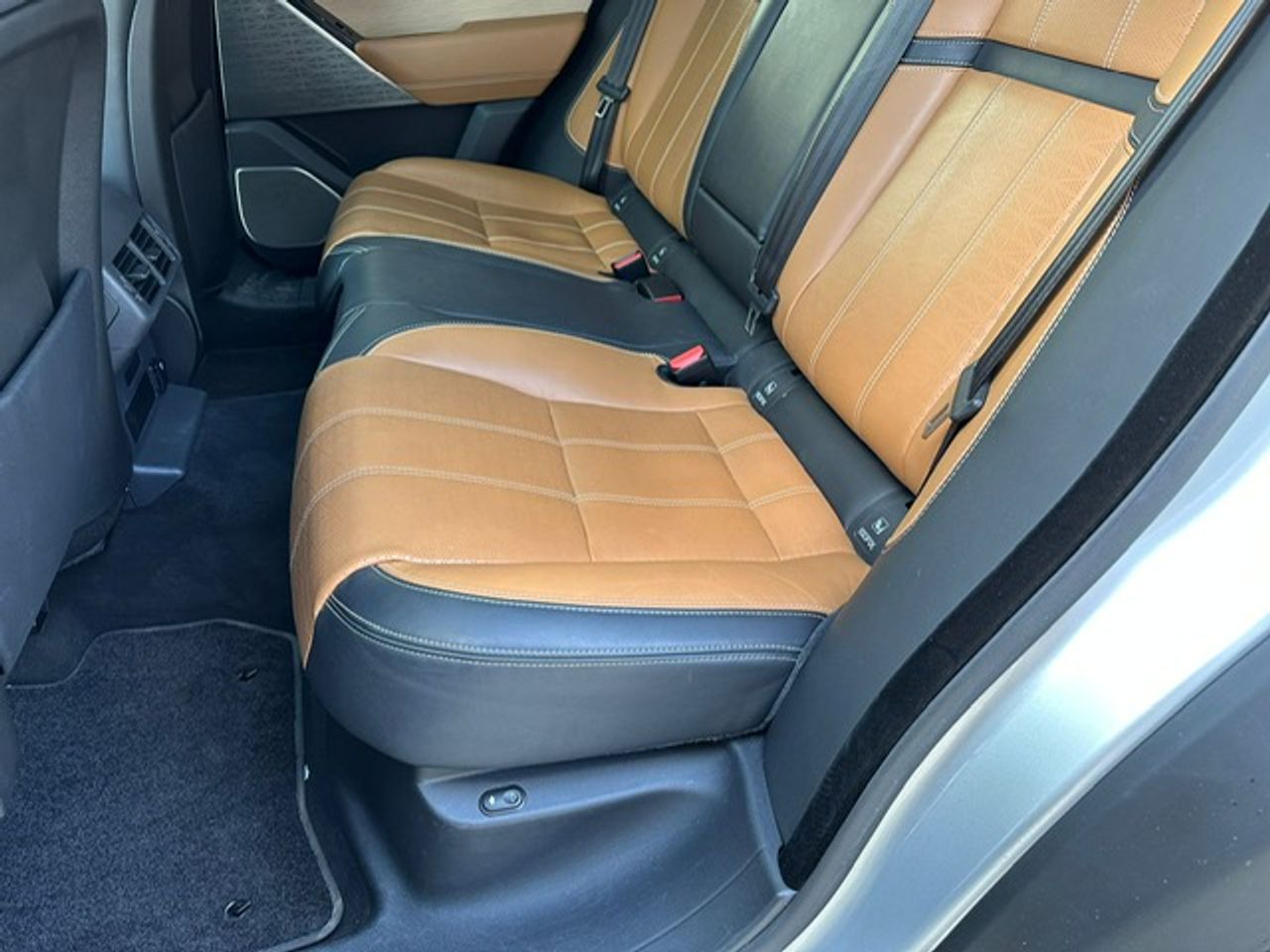 Land-Rover Range Rover Velar 240D AWD HSE AUTO  - Foto 36