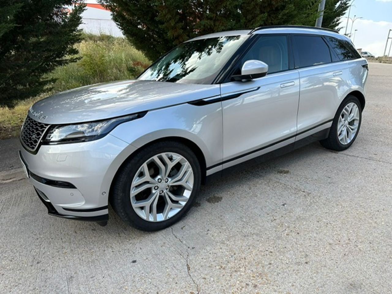 Land-Rover Range Rover Velar 240D AWD HSE AUTO  - Foto 30