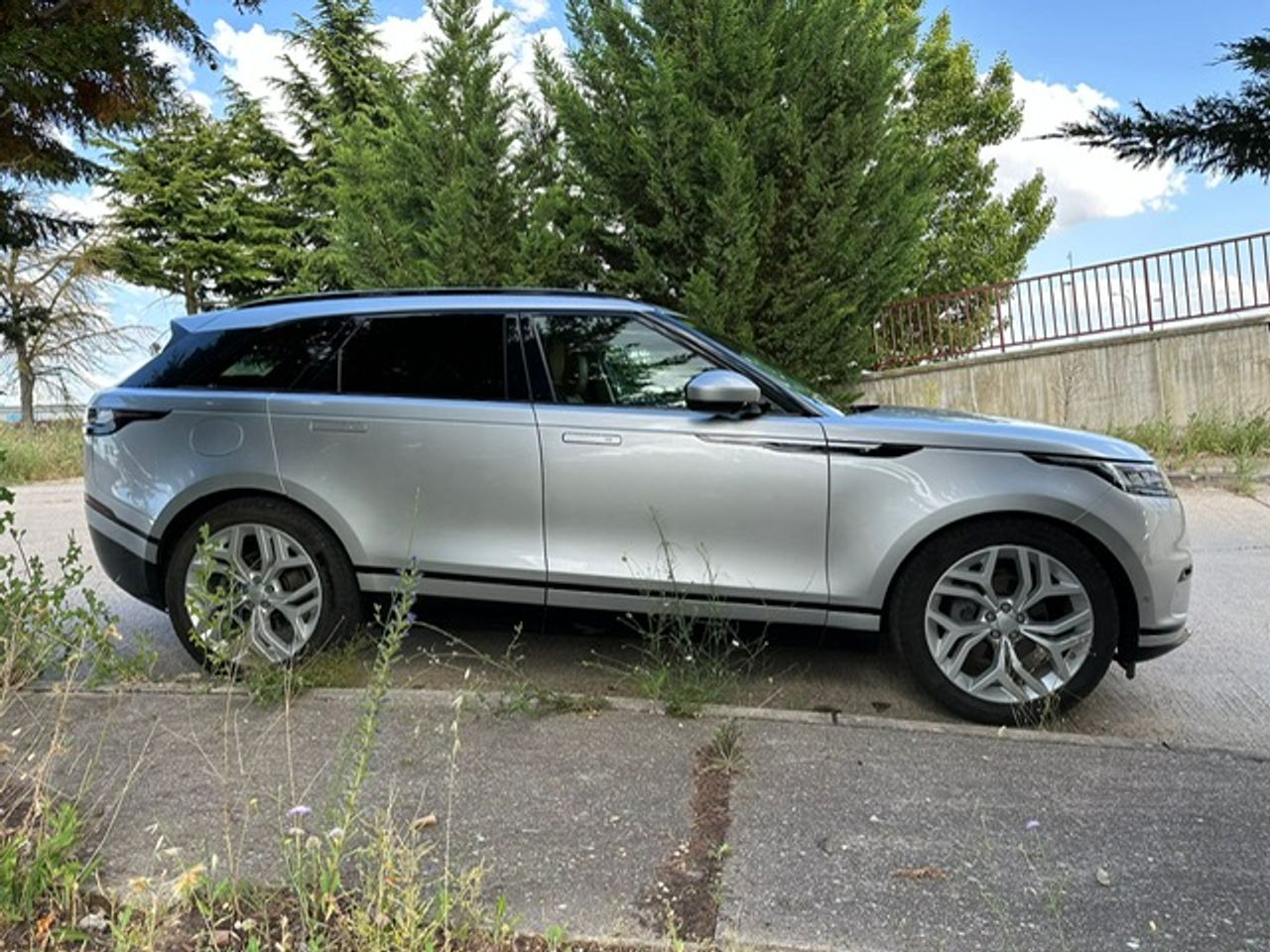 Land-Rover Range Rover Velar 240D AWD HSE AUTO  - Foto 11