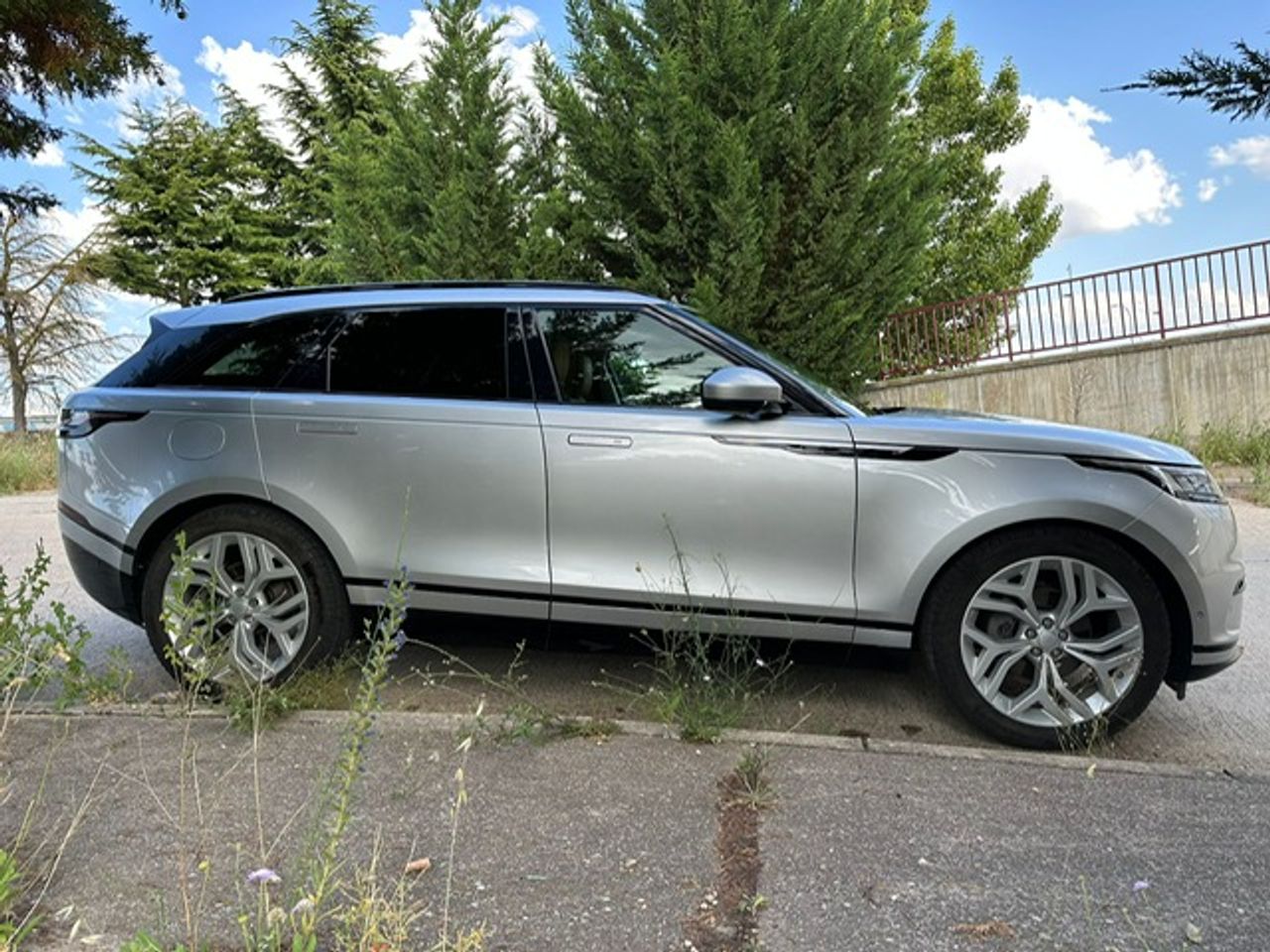 Land-Rover Range Rover Velar 240D AWD HSE AUTO  - Foto 13