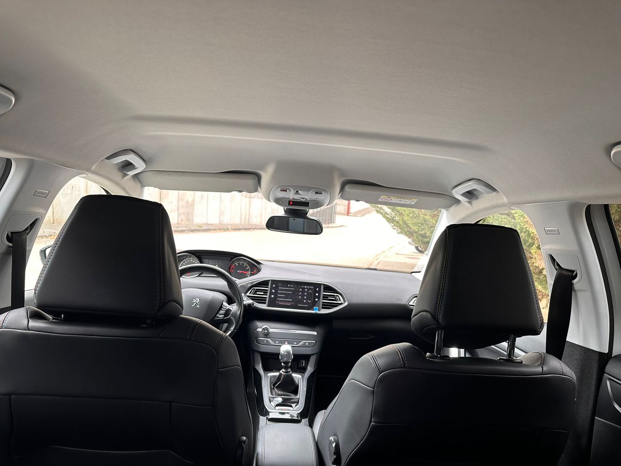 Peugeot 308 1.2 T 130 tech edition  - Foto 35