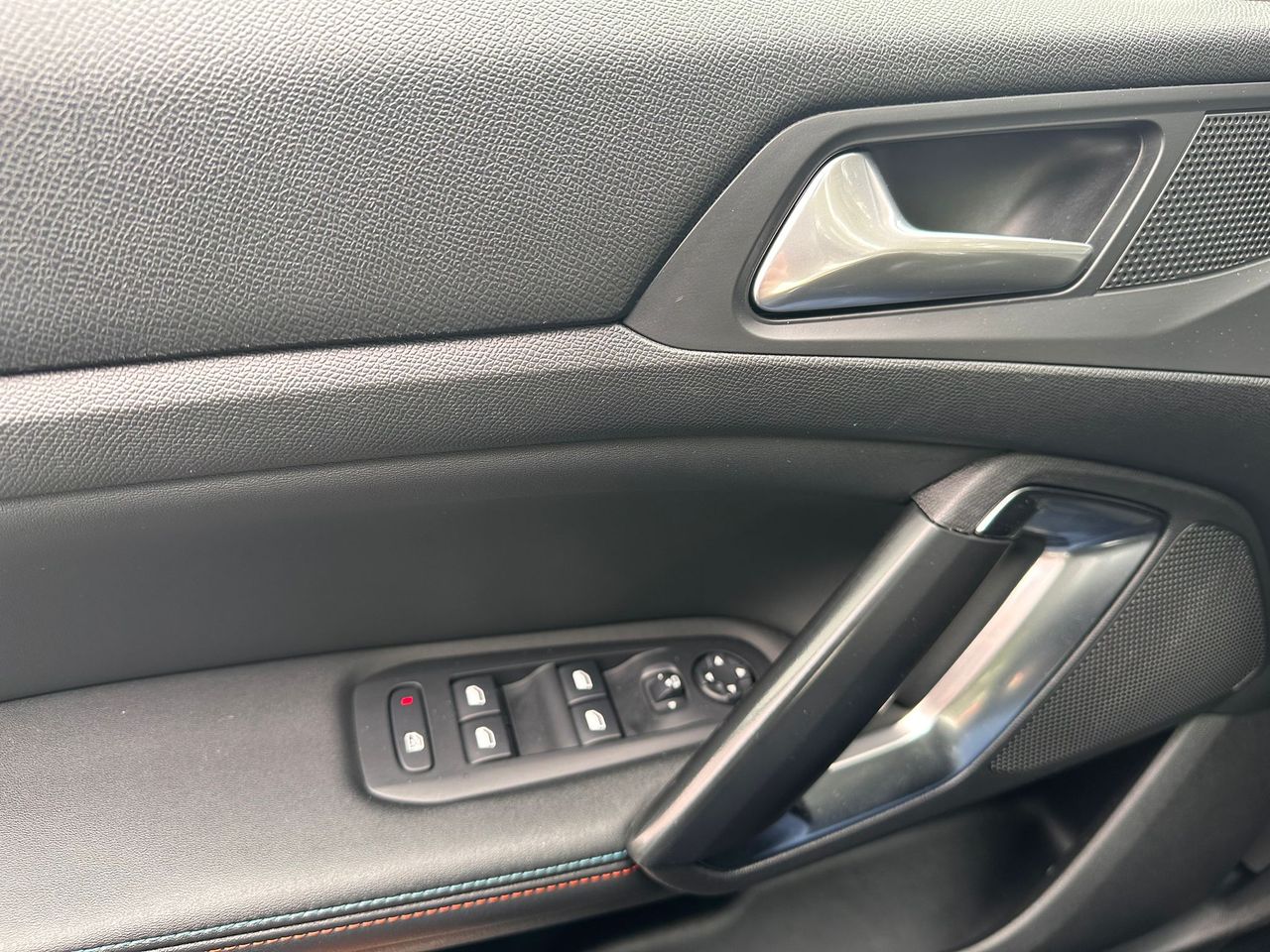 Peugeot 308 1.2 T 130 tech edition  - Foto 40