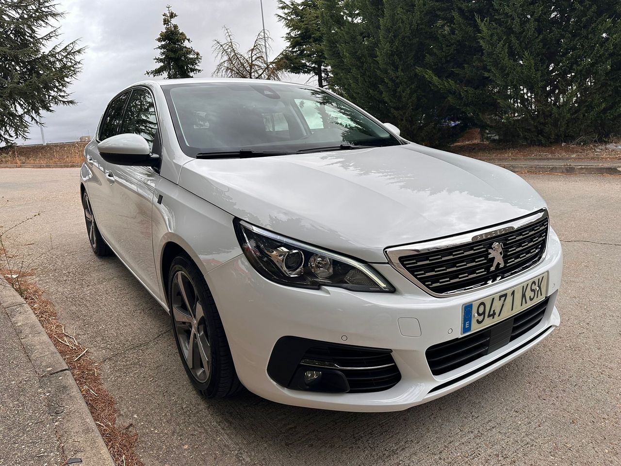 Peugeot 308 1.2 T 130 tech edition  - Foto 10