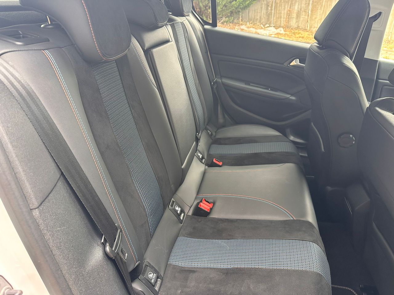 Peugeot 308 1.2 T 130 tech edition  - Foto 33