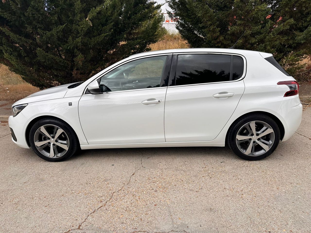 Peugeot 308 1.2 T 130 tech edition  - Foto 26