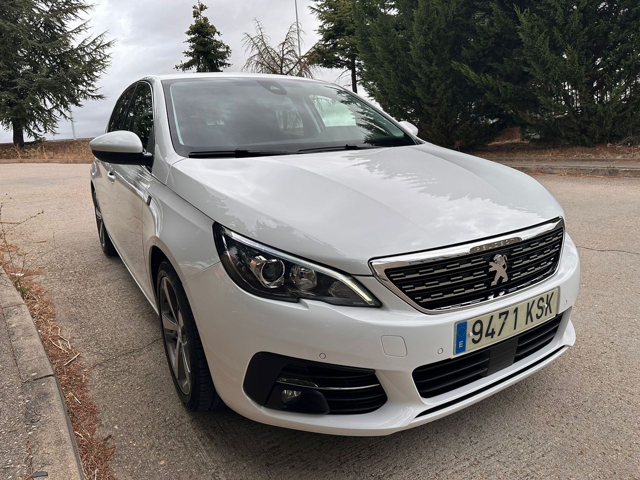 Peugeot 308 1.2 T 130 tech edition  - Foto 11