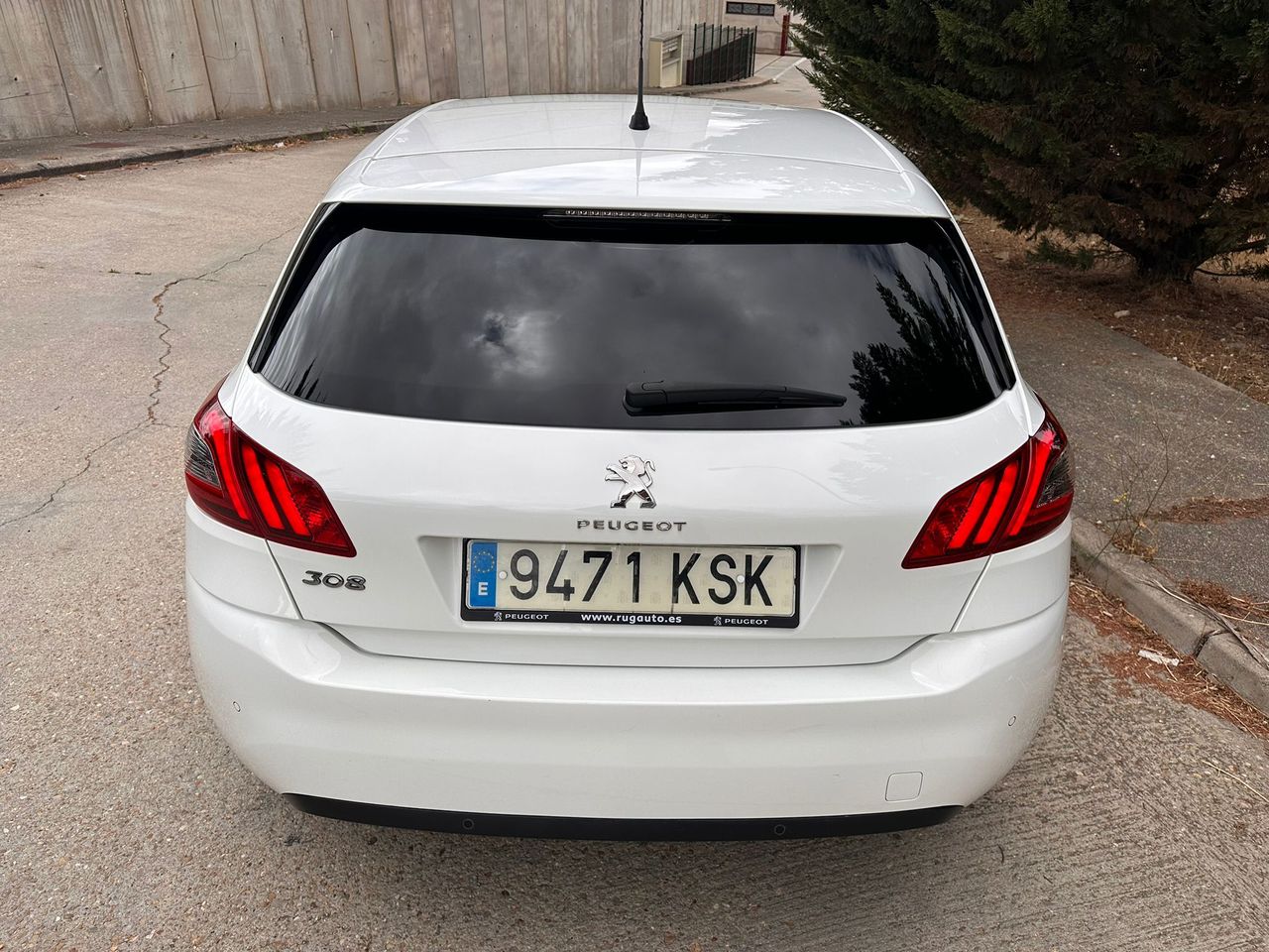 Peugeot 308 1.2 T 130 tech edition  - Foto 19
