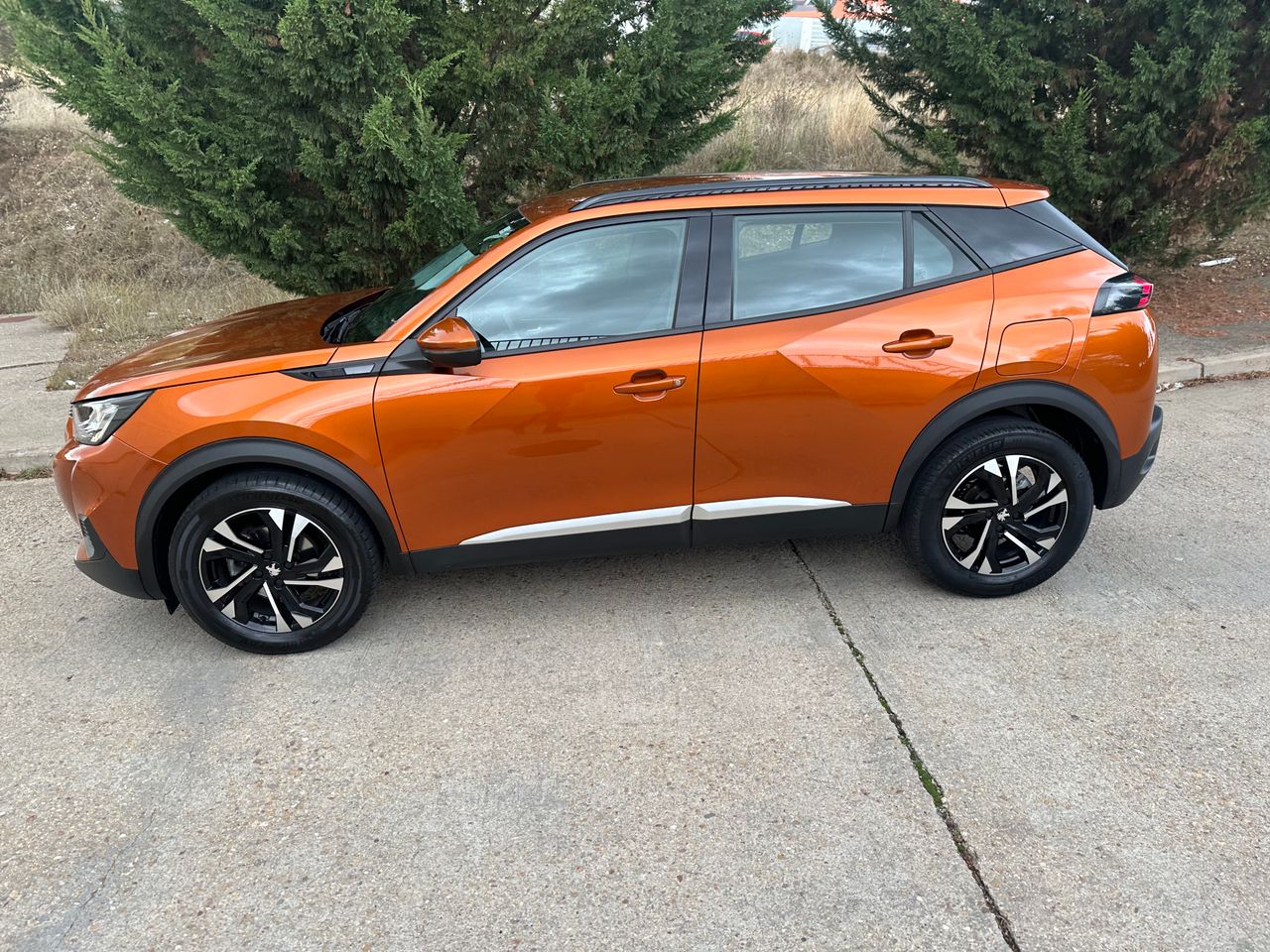 Peugeot 2008 1.2 T  - Foto 8