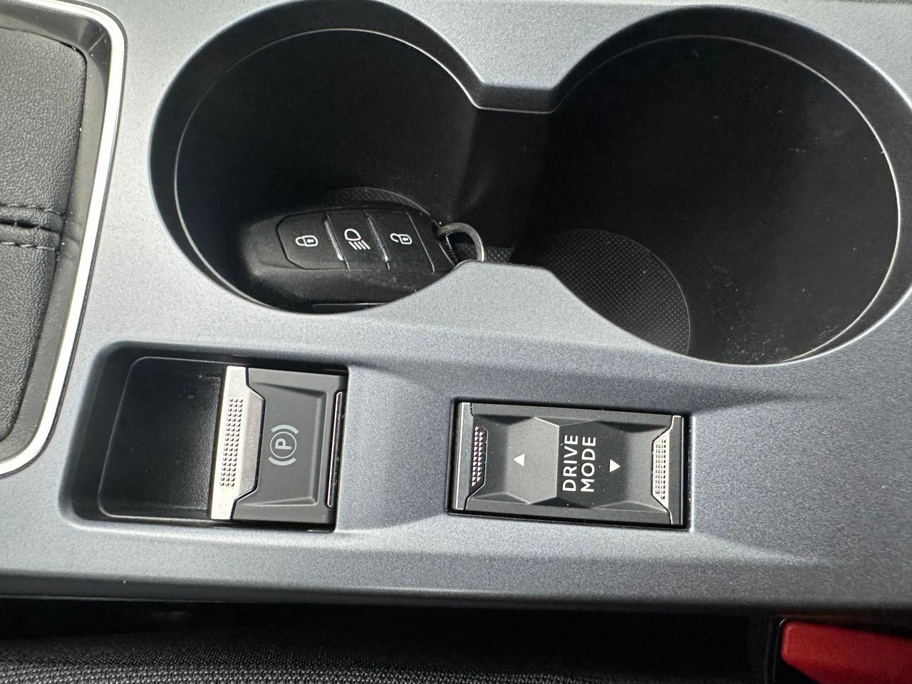 Peugeot 2008 1.2 T  - Foto 43