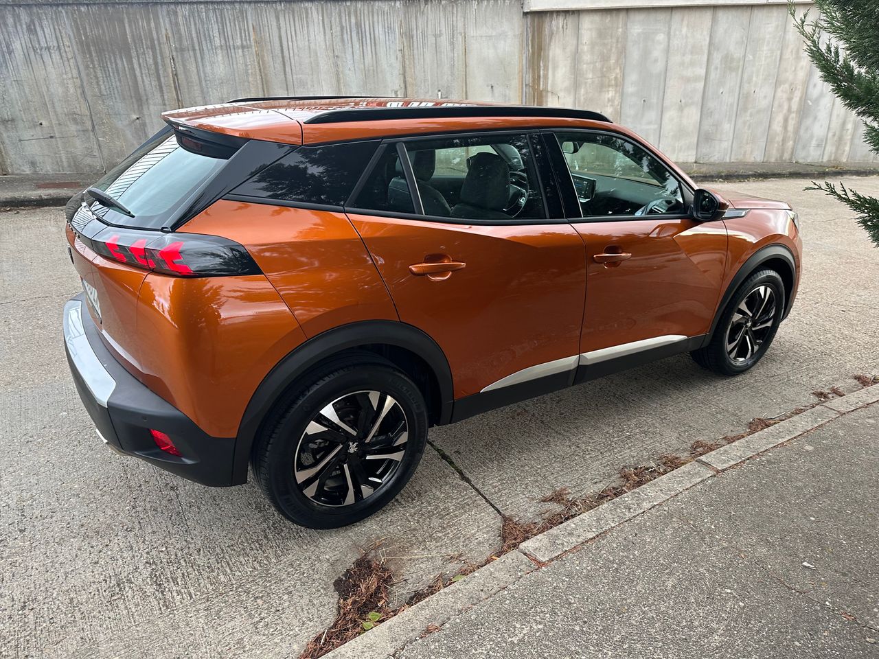 Peugeot 2008 1.2 T  - Foto 14