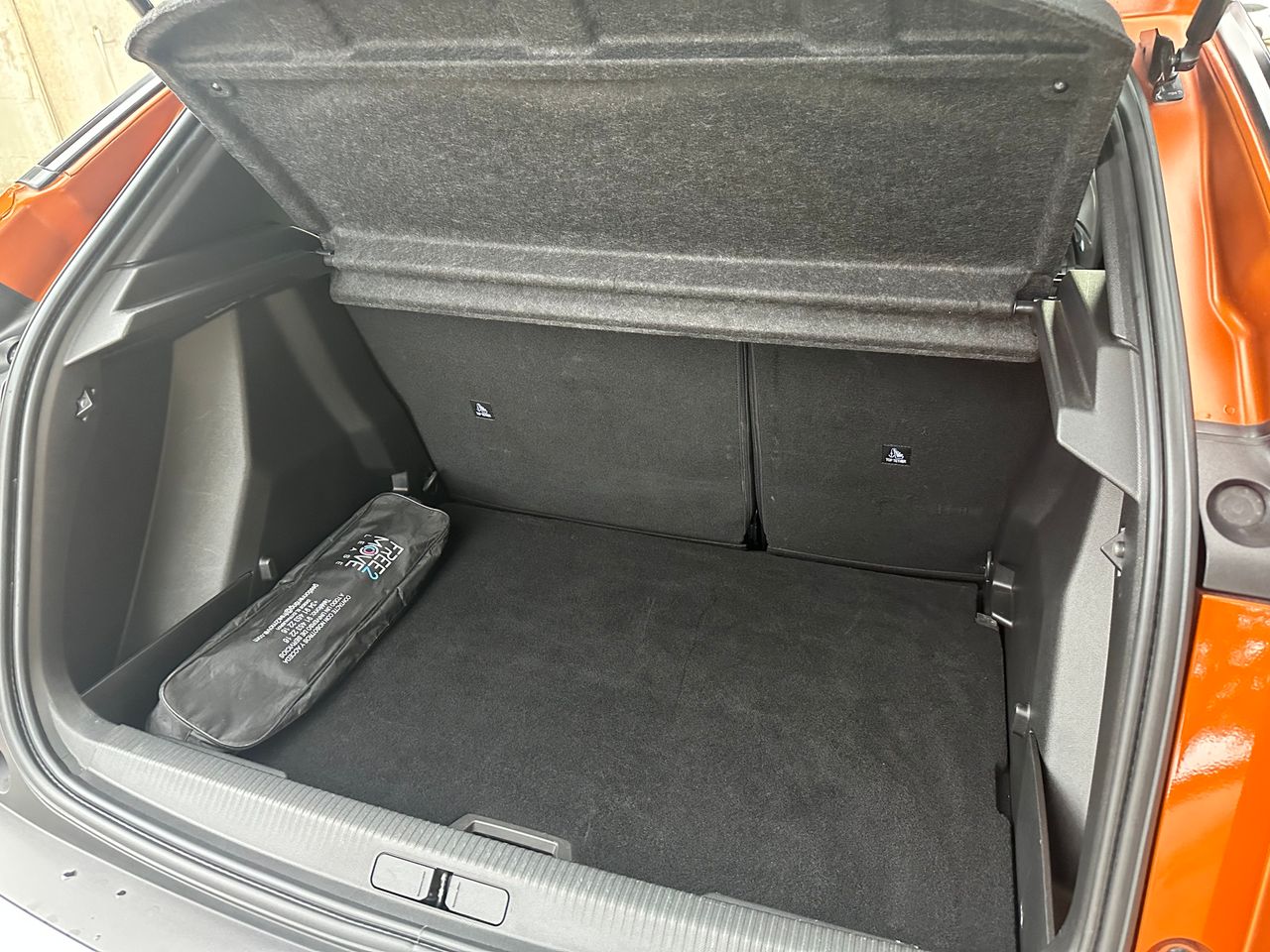 Peugeot 2008 1.2 T  - Foto 29