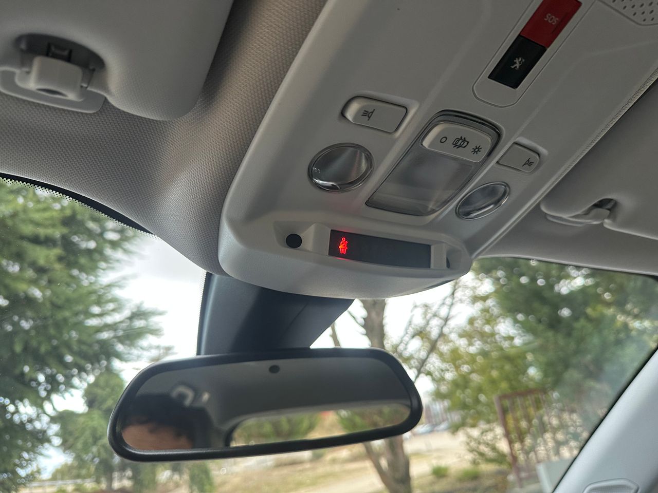 Peugeot 2008 1.2 T  - Foto 52