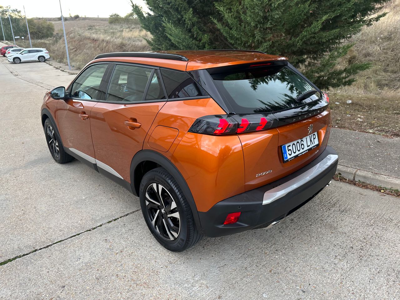 Peugeot 2008 1.2 T  - Foto 12