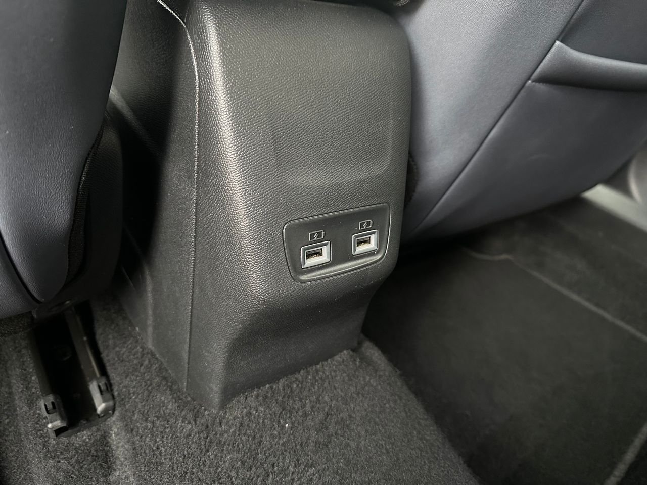 Peugeot 2008 1.2 T  - Foto 22