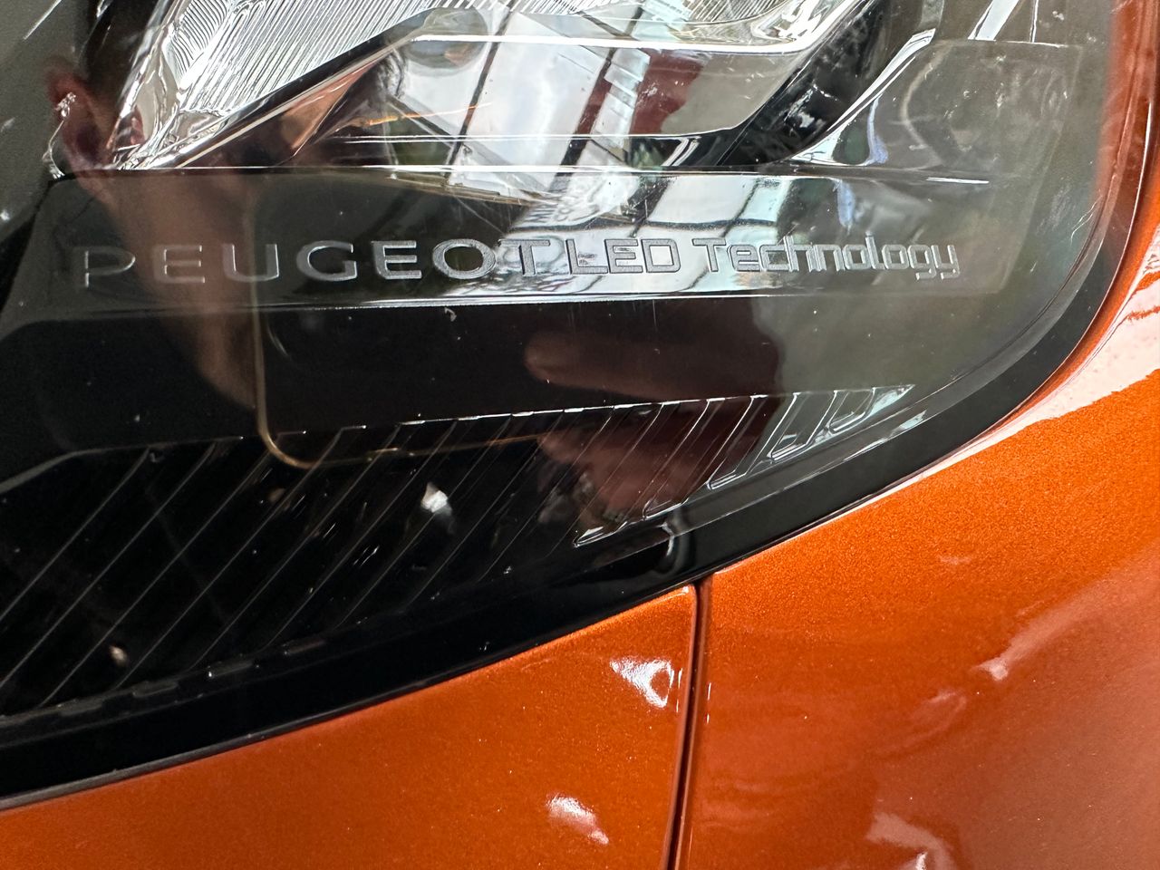 Peugeot 2008 1.2 T  - Foto 51