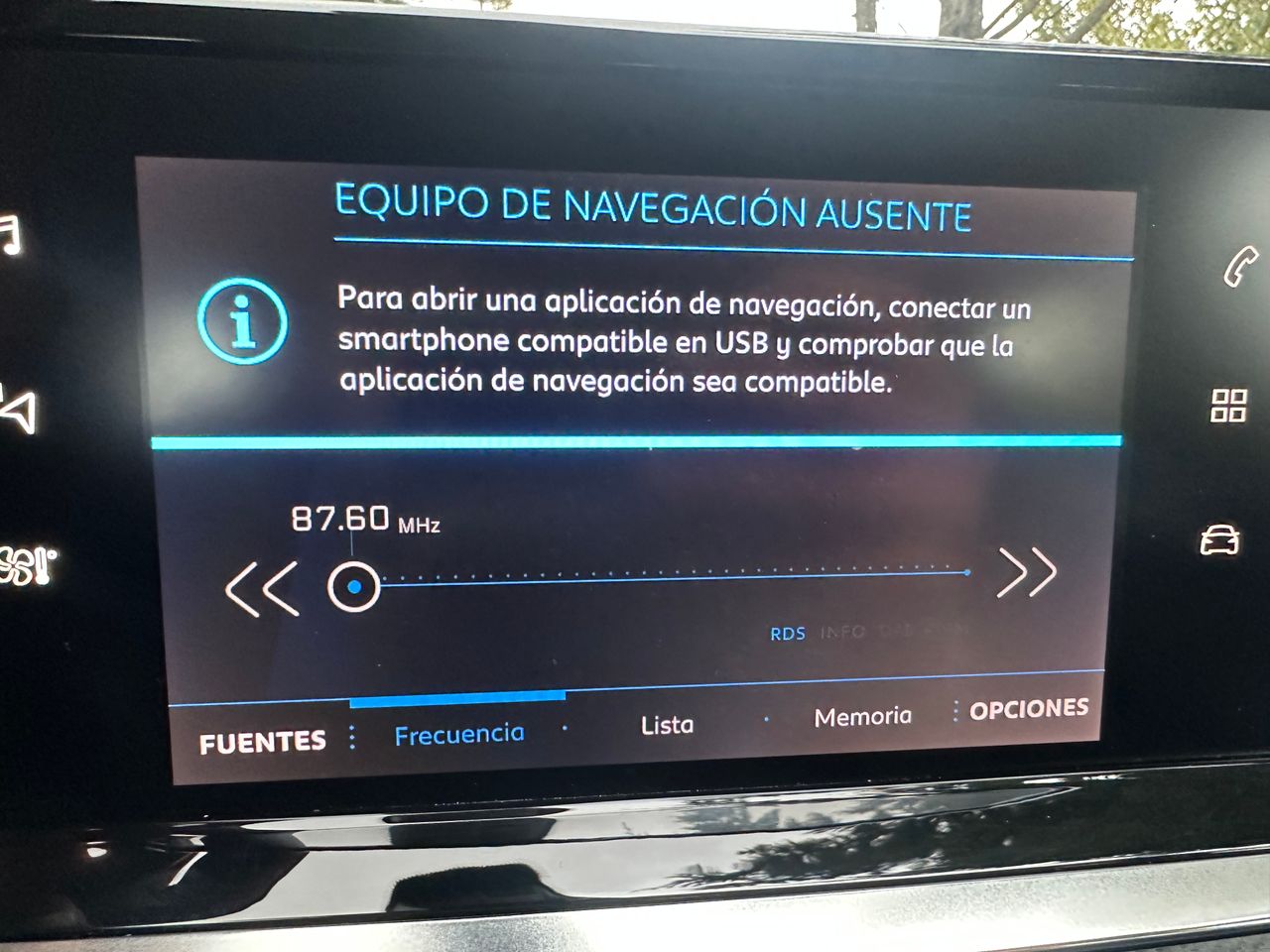 Peugeot 2008 1.2 T  - Foto 45